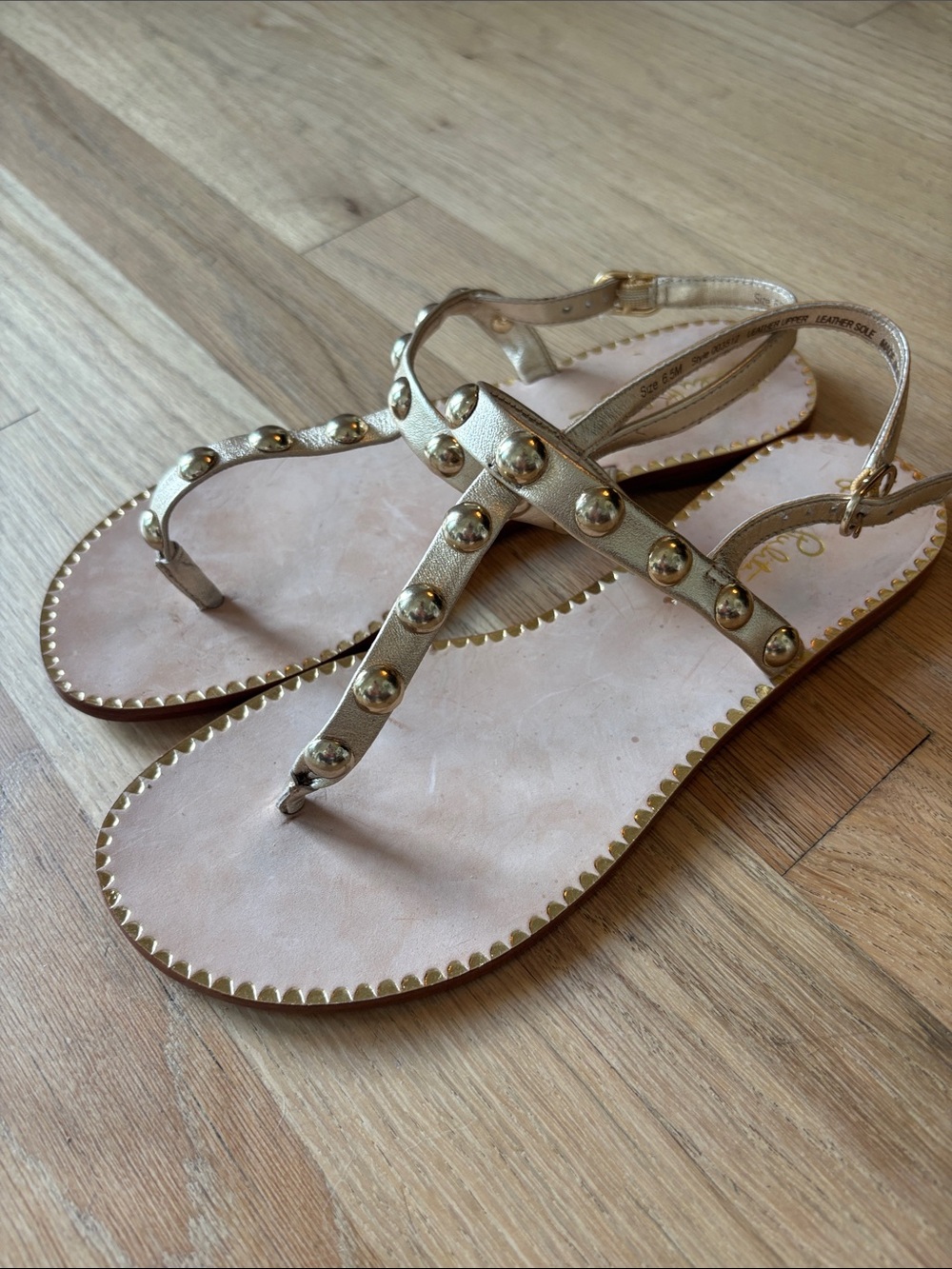 Lilly Pulitzer Rita Gold Studded sandals 6.5
